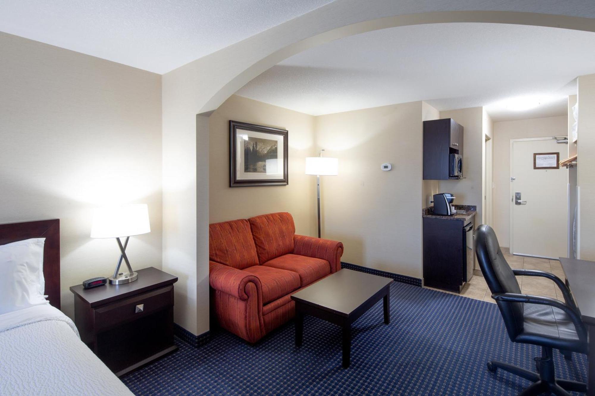 Holiday Inn Express Hotel & Suites Edson By Ihg Εξωτερικό φωτογραφία