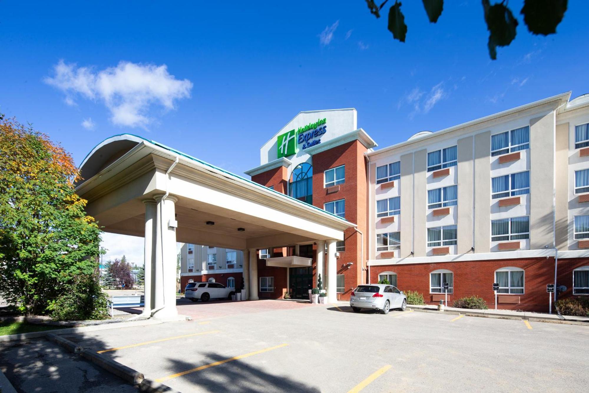 Holiday Inn Express Hotel & Suites Edson By Ihg Εξωτερικό φωτογραφία