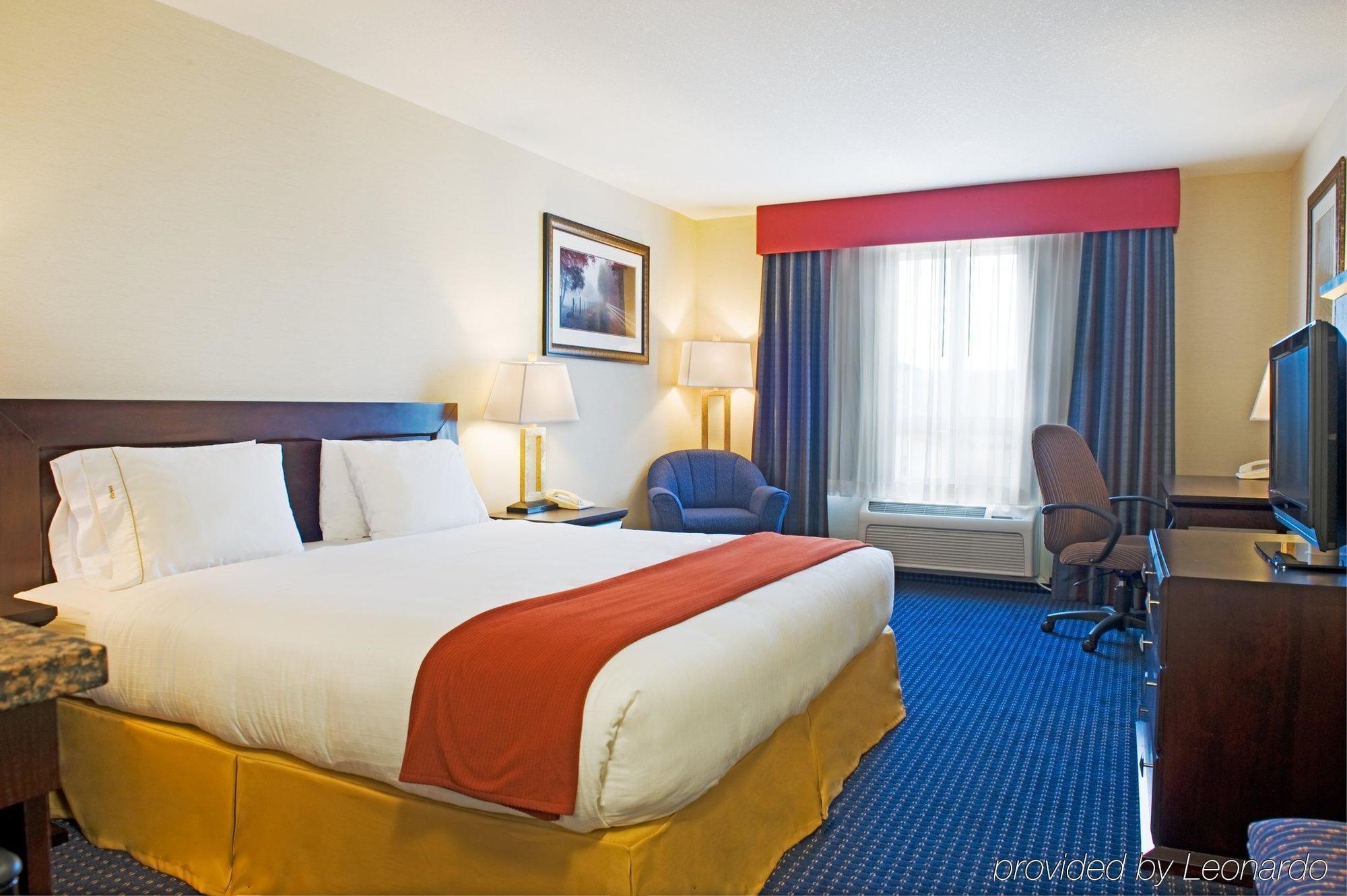 Holiday Inn Express Hotel & Suites Edson By Ihg Εξωτερικό φωτογραφία
