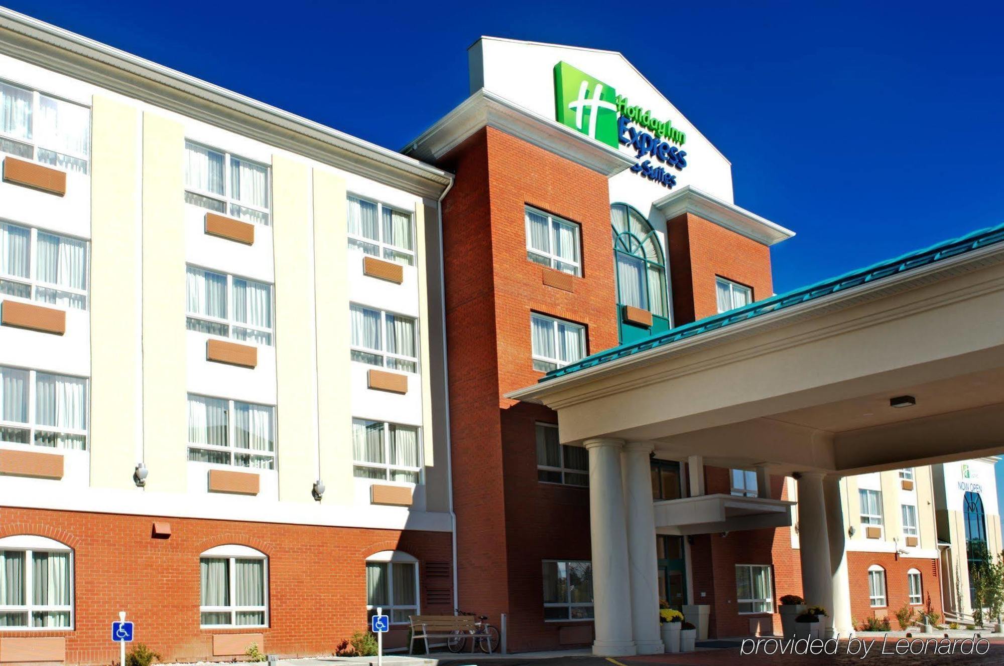 Holiday Inn Express Hotel & Suites Edson By Ihg Εξωτερικό φωτογραφία