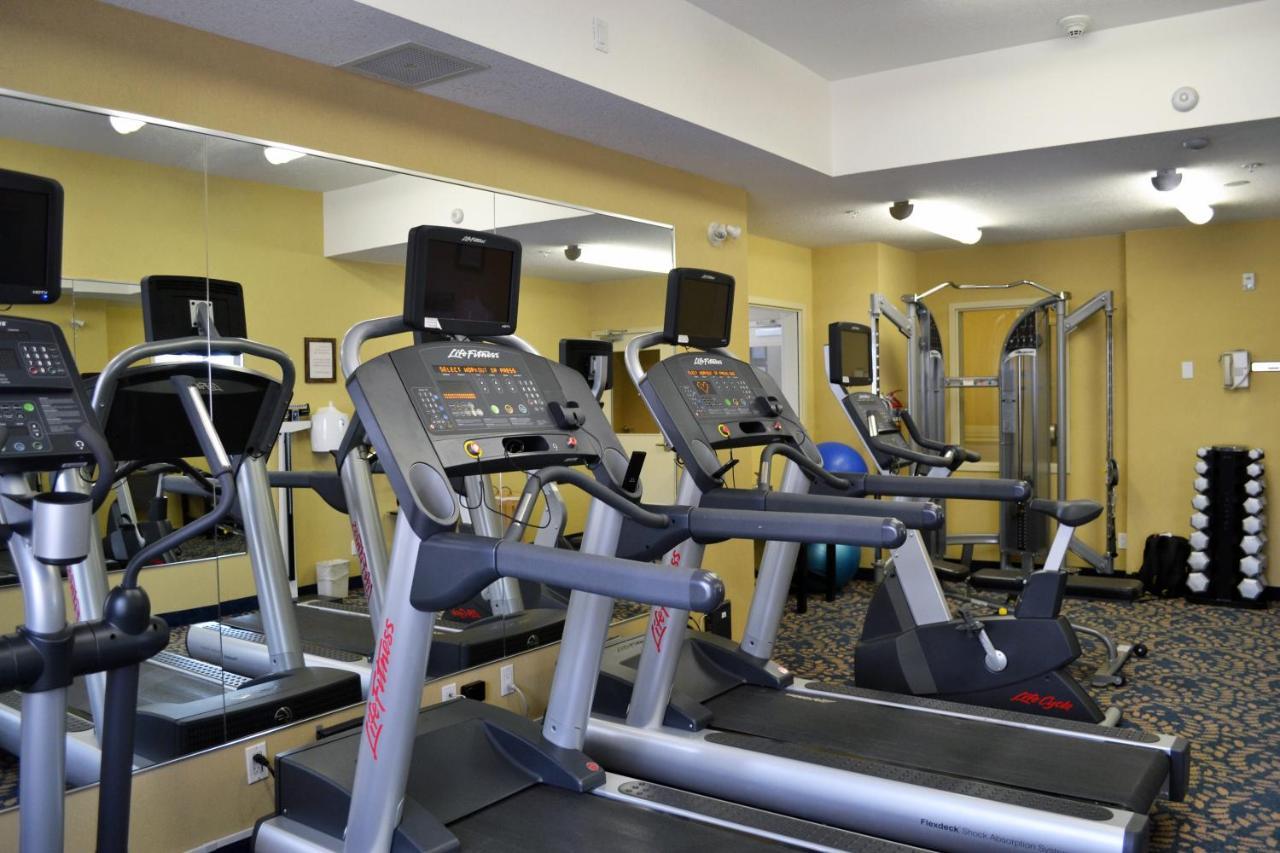 Holiday Inn Express Hotel & Suites Edson By Ihg Εξωτερικό φωτογραφία